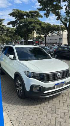 VOLKSWAGEN T-CROSS 1.0 200 TSI TOTAL FLEX AUTOMÁTICO VOLKSWAGEN T-CROSS 1.0 200 TSI TOTAL FLEX AUTOMÁTICO